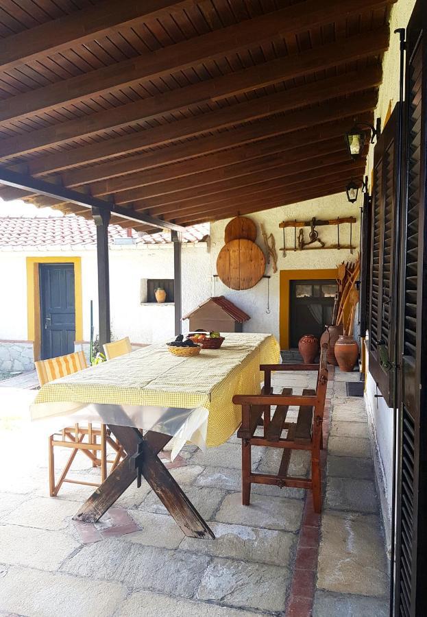 Yiayia'S Rina'S Lovely Cottage Pteria Exterior photo